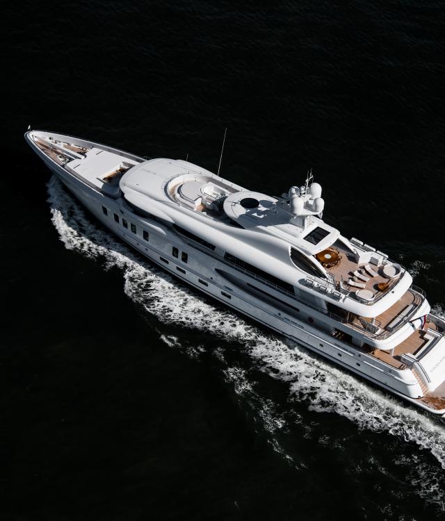 Neninka superyacht